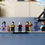 Конструктор USS Enterprise NCC-1701-D 10356 — звездолёт Star Trek из 3600 деталей с 9 мини-фигурками и подставкой