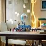 Конструктор Боевой автобус 77073 — модель автобуса Fortnite с воздушным шаром и 9 мини-фигурками из 954 деталей