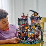 Конструктор «Мастерские города ниндзя» 71837 — модульный город ниндзя, мех и мини-фигурки
