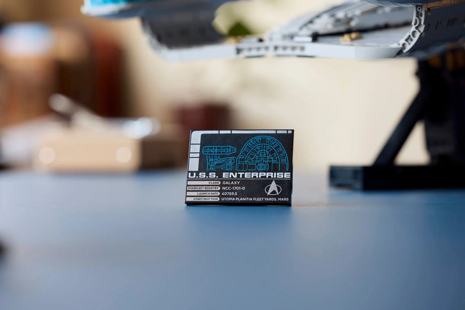Табличка LEGO Star Trek Enterprise 10356