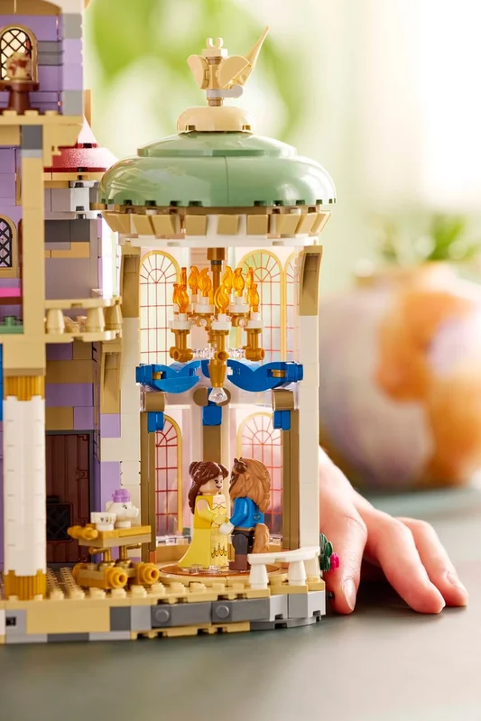 Строительные техники набора 43263 LEGO Beauty and the Beast