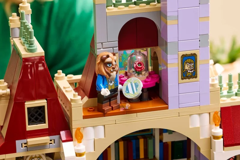 Детали интерьера замка Beauty and the Beast 43263 LEGO