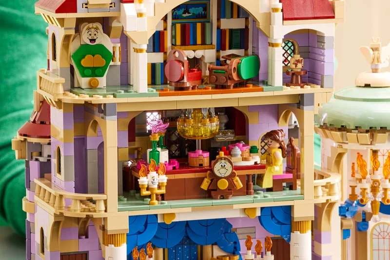 Вращающиеся элементы замка LEGO Beauty and the Beast 43263