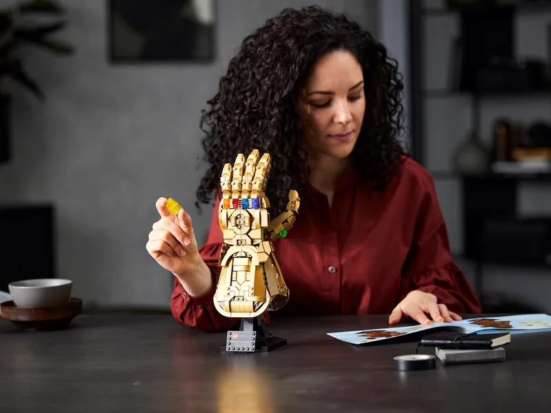 Финальный вид LEGO Infinity Gauntlet 76191
