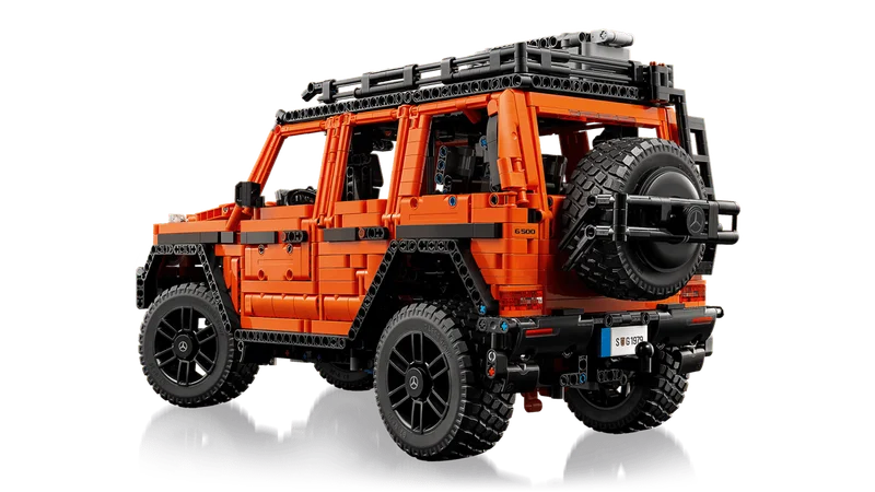 LEGO Mercedes-Benz G 500 42177 — вид на шасси и подвеску